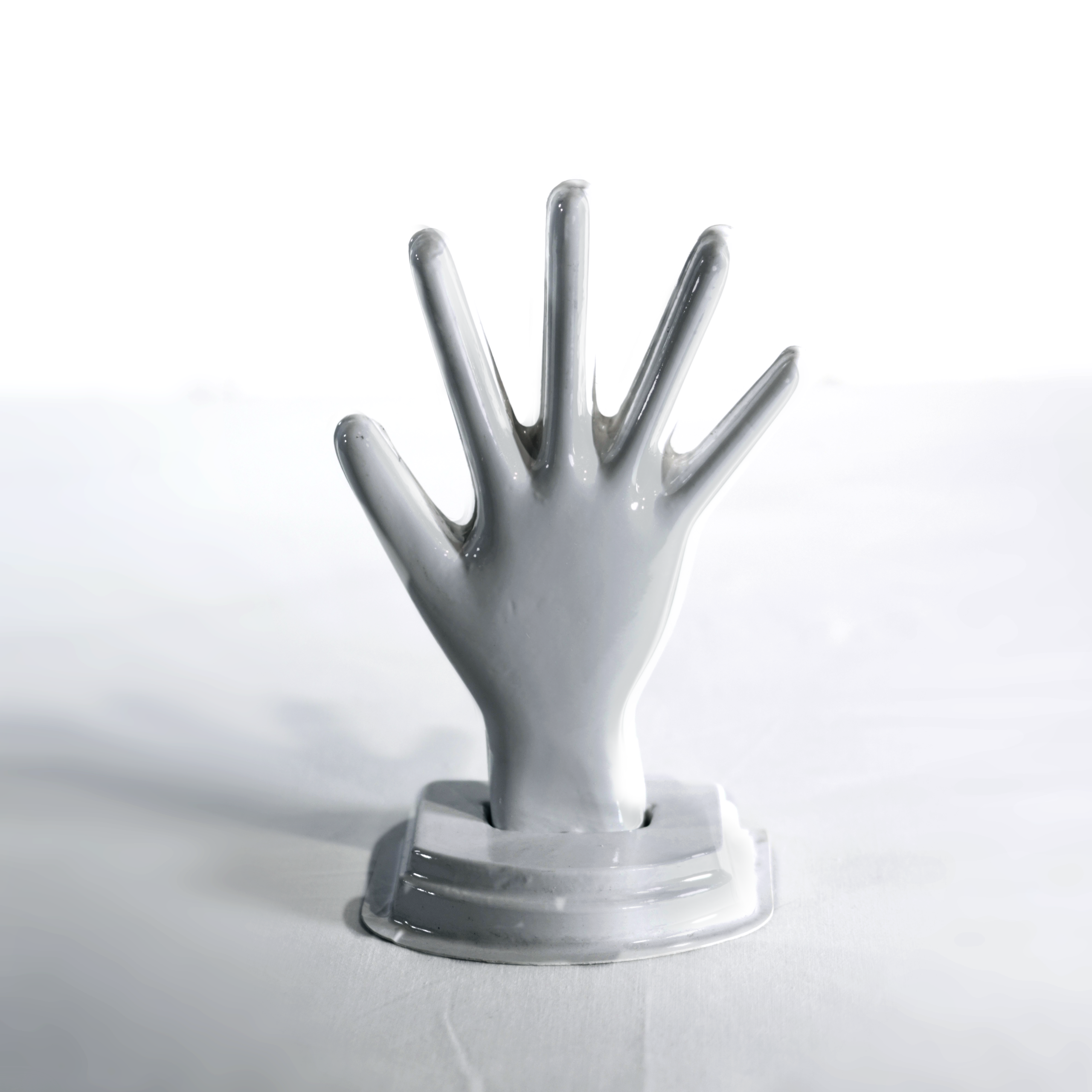 Exhibidor Mano para anillos