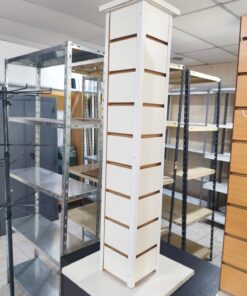 Torre de panel ranurado para mostrador